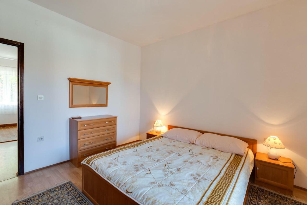 Apartmani Gordana Mali Lošinj Exterior foto